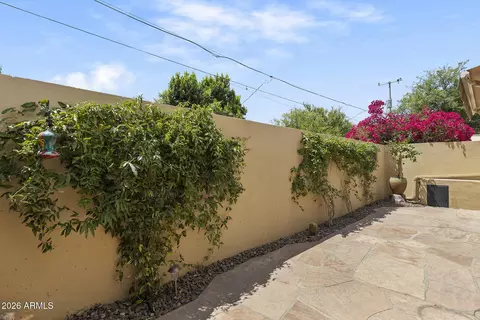 Exterior - 735 E Gardenia Dr, Phoenix, AZ 85020 photo 4 of 13
