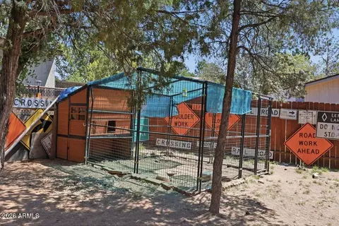 Exterior - 210 E Sherwood Dr, Payson, AZ 85541 photo 8 of 11