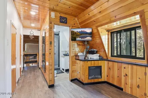 Entry Way - 210 E Sherwood Dr, Payson, AZ 85541 photo 2 of 3