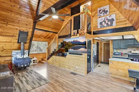 Entry Way - 210 E Sherwood Dr, Payson, AZ 85541 photo 1 of 3