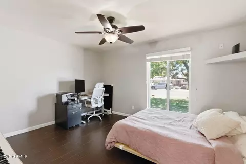 Bedroom - 1016 E Rose Ln, Phoenix, AZ 85014 photo 7 of 9
