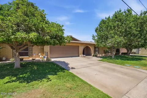 Exterior - 1016 E Rose Ln, Phoenix, AZ 85014 photo 2 of 4