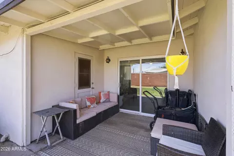 Exterior - 2052 W Marlette Ave, Phoenix, AZ 85015 photo 3 of 4