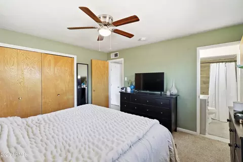 Bedroom - 2052 W Marlette Ave, Phoenix, AZ 85015 photo 3 of 4