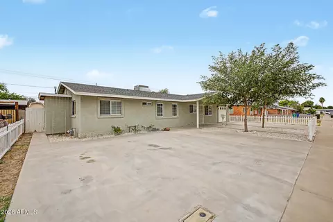 1043 W 5th St, Mesa, AZ 85201