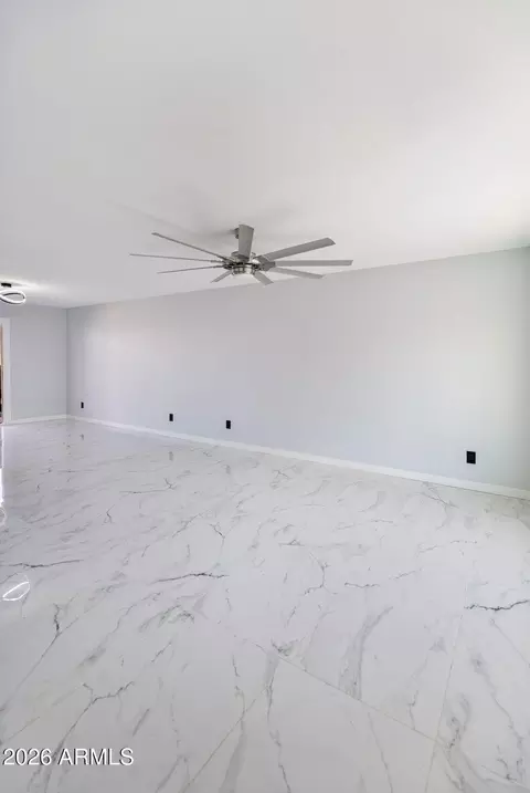 Living - 9044 N 16th Dr, Phoenix, AZ 85021 photo 2 of 5