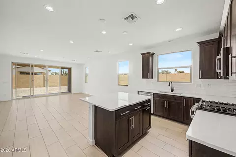 5330 W Harmont Dr, Glendale, AZ 85302