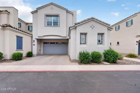 253 E Balsam Dr, Chandler, AZ 85286