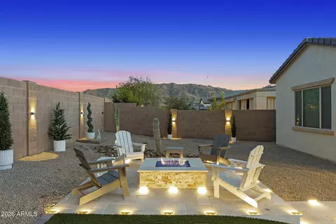 Exterior - 8435 S 22nd Dr, Phoenix, AZ 85041 photo 14 of 15