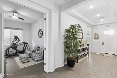 Entry Way - 8435 S 22nd Dr, Phoenix, AZ 85041 photo 5 of 5
