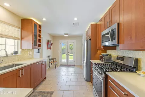3721 E Clarendon Ave, Phoenix, AZ 85018 photo 16