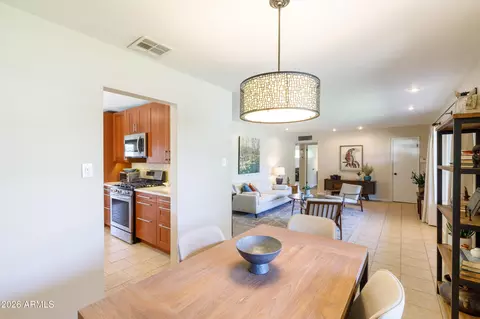 3721 E Clarendon Ave, Phoenix, AZ 85018 photo 13