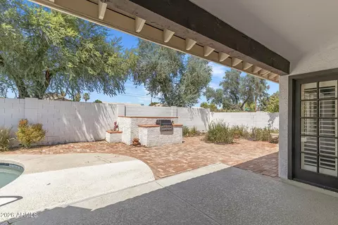 Exterior - 1970 E Sunburst Ln, Tempe, AZ 85284 photo 5 of 12