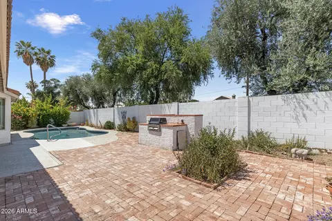 Exterior - 1970 E Sunburst Ln, Tempe, AZ 85284 photo 6 of 12