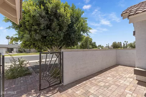 Exterior - 1970 E Sunburst Ln, Tempe, AZ 85284 photo 3 of 12