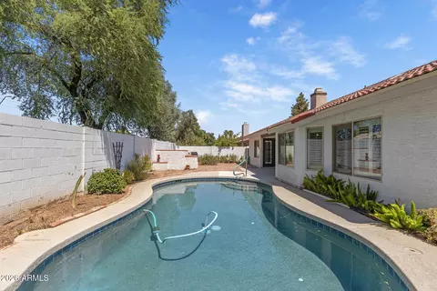 Exterior - 1970 E Sunburst Ln, Tempe, AZ 85284 photo 10 of 12