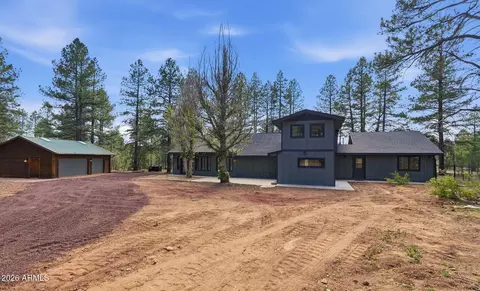 129 N Spitz Spring Rd, Parks, AZ 86018