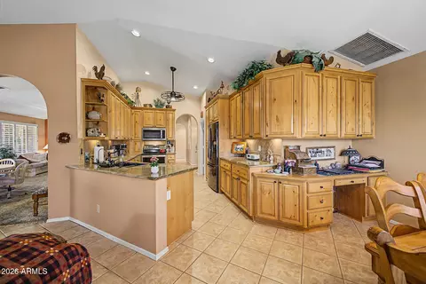 Kitchen - 10441 E Lambert Dr, Sun Lakes, AZ 85248 photo 3 of 4