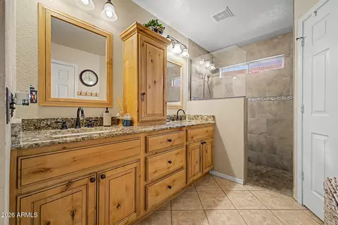 Bath - 10441 E Lambert Dr, Sun Lakes, AZ 85248 photo 1 of 2