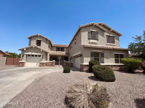 Exterior - 6033 S Mack Ave, Gilbert, AZ 85298 photo 4 of 6