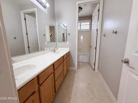 Bath - 6033 S Mack Ave, Gilbert, AZ 85298 photo 6 of 7