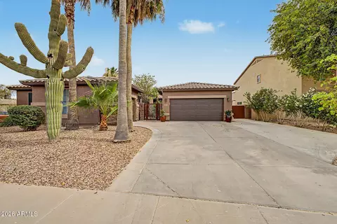 3393 E Canyon Way, Chandler, AZ 85249