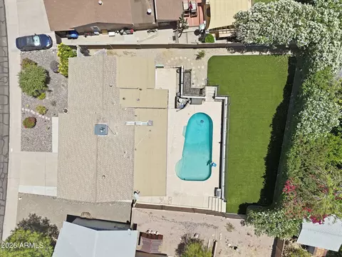 View/Area - 2525 E Vista Dr, Phoenix, AZ 85032 photo 5 of 9