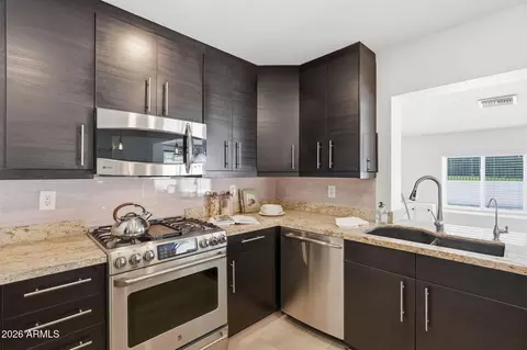 Kitchen - 2525 E Vista Dr, Phoenix, AZ 85032 photo 5 of 5