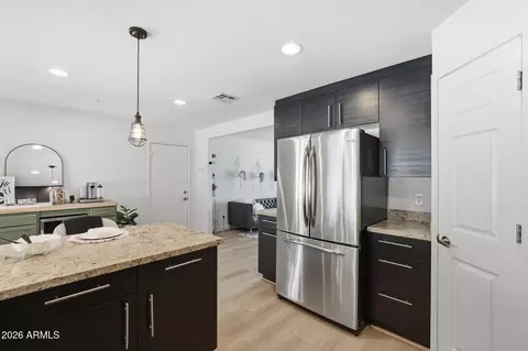 Kitchen - 2525 E Vista Dr, Phoenix, AZ 85032 photo 4 of 5