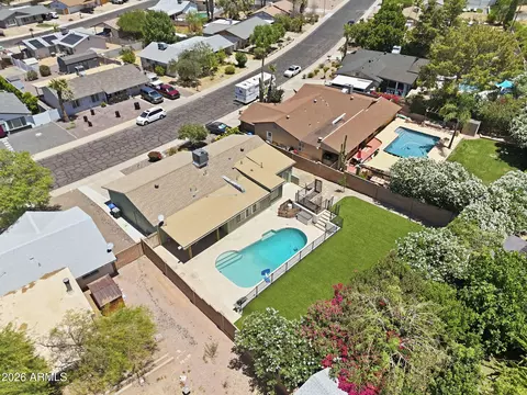 View/Area - 2525 E Vista Dr, Phoenix, AZ 85032 photo 6 of 9