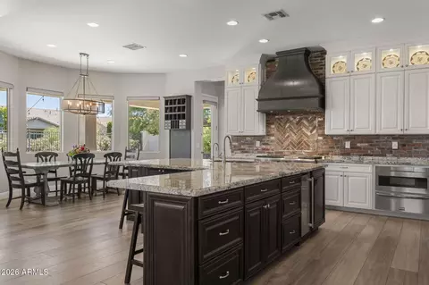 Kitchen - 1122 E Bajor St, Gilbert, AZ 85298 photo 3 of 7