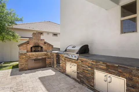 Kitchen - 1122 E Bajor St, Gilbert, AZ 85298 photo 7 of 7