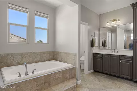 Bath - 1122 E Bajor St, Gilbert, AZ 85298 photo 5 of 9