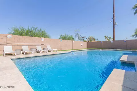 Exterior - 3142 E Altadena Ave, Phoenix, AZ 85028 photo 3 of 6