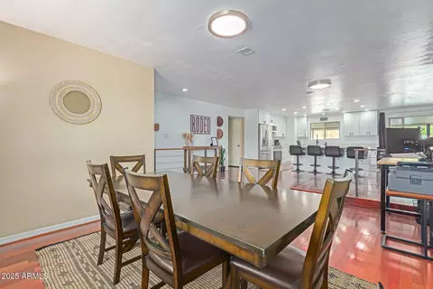 Dining - 3142 E Altadena Ave, Phoenix, AZ 85028 photo 1 of 1