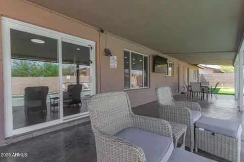 Exterior - 3142 E Altadena Ave, Phoenix, AZ 85028 photo 1 of 6