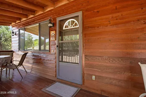 2806 Skyhawk Dr, Overgaard, AZ 85933 photo 9