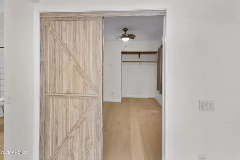 3404 E Lavey Ln, Phoenix, AZ 85032 photo 8