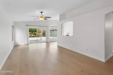 3404 E Lavey Ln, Phoenix, AZ 85032 photo 5