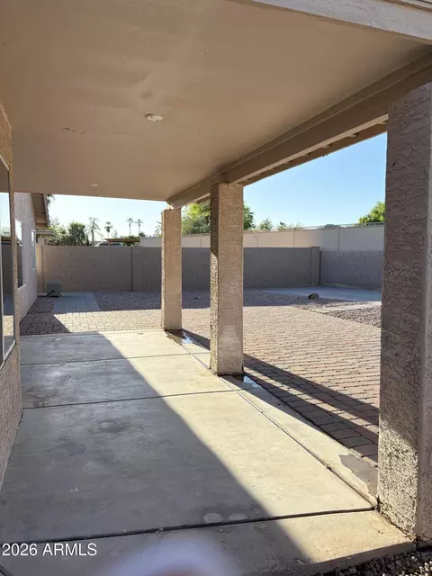 Exterior - 92 W Ivanhoe St, Gilbert, AZ 85233 photo 4 of 6