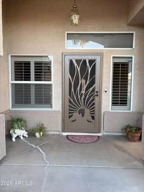 Exterior - 92 W Ivanhoe St, Gilbert, AZ 85233 photo 2 of 6