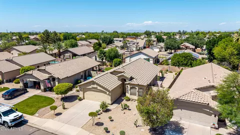 View/Area - 1742 E Pony Ln, Gilbert, AZ 85295 photo 4 of 13