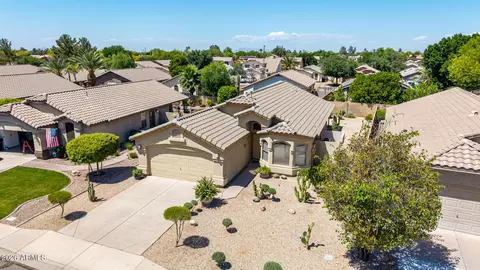 View/Area - 1742 E Pony Ln, Gilbert, AZ 85295 photo 3 of 13