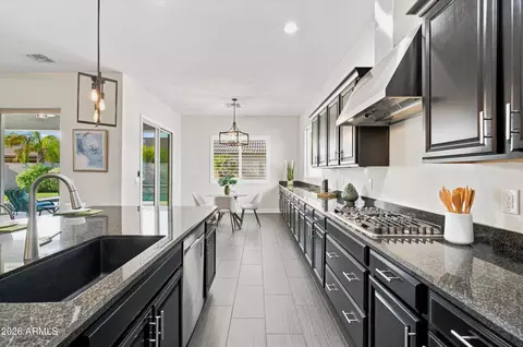 Kitchen - 3850 E Carob Dr, Gilbert, AZ 85298 photo 5 of 5