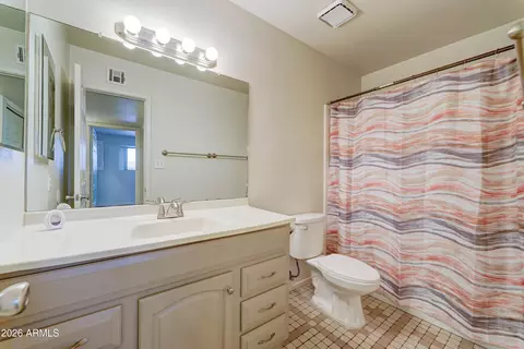 Bath - 1556 E Glade Ave, Mesa, AZ 85204 photo 2 of 2