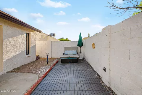 Exterior - 916 E Bluefield Ave, Phoenix, AZ 85022 photo 11 of 11