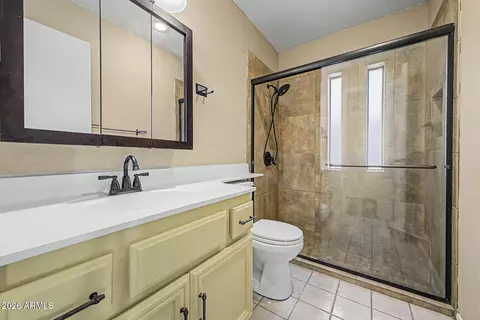 Bath - 916 E Bluefield Ave, Phoenix, AZ 85022 photo 1 of 2