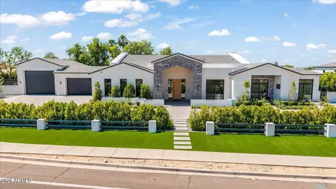 11681 E Cochise Dr, Scottsdale, AZ 85259