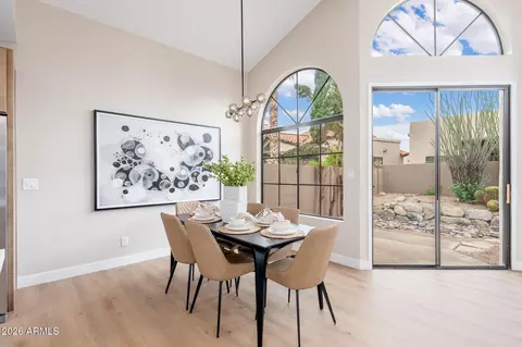 Dining - 4125 E Cortez St, Phoenix, AZ 85028 photo 2 of 2