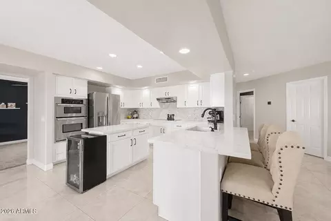 Kitchen - 2535 E Saratoga St, Gilbert, AZ 85296 photo 2 of 5